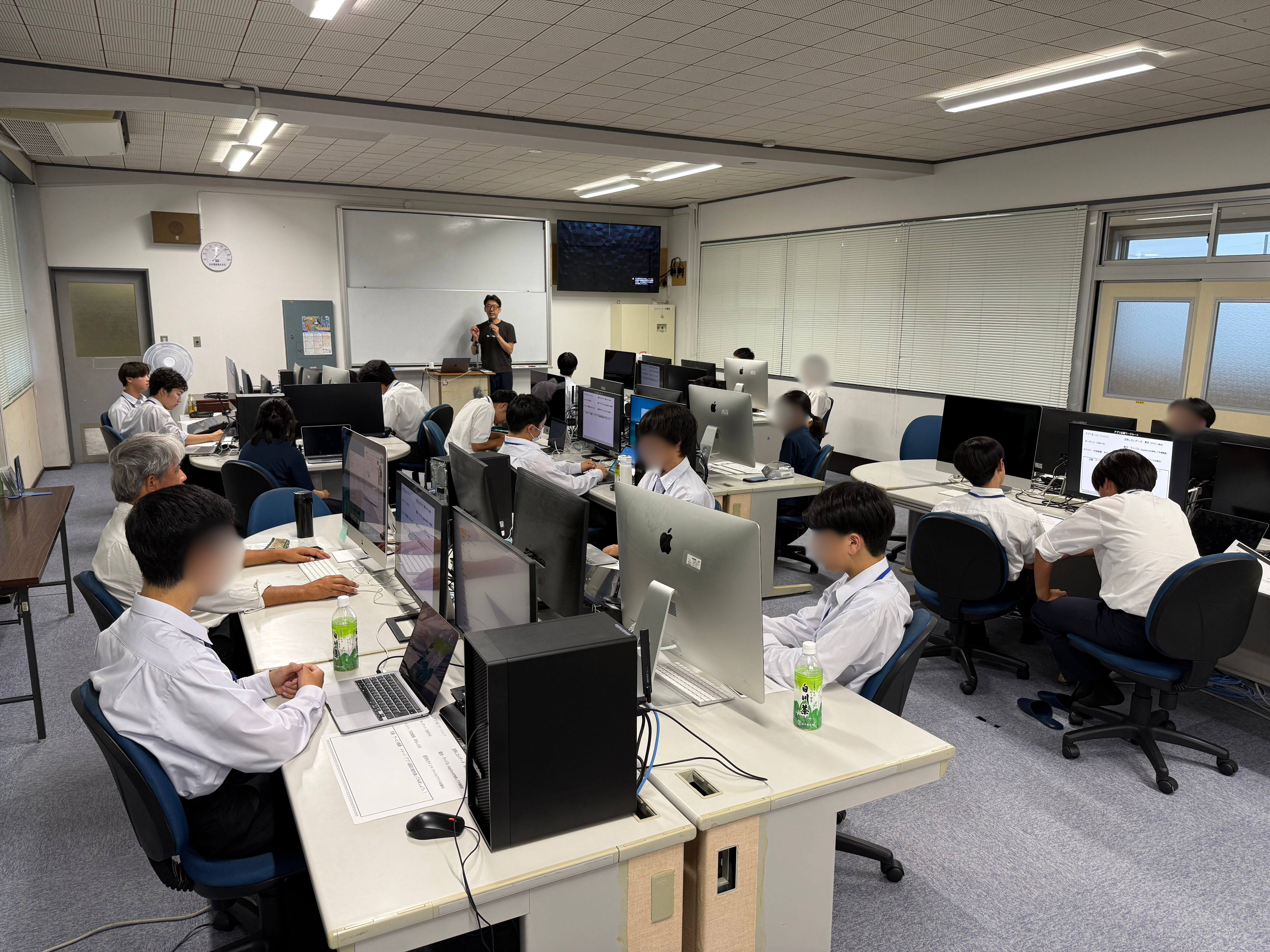 プログラミング研修の様子1